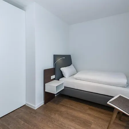 Deichhaeuser Anna Kueste Deichhaeuser Anna Kueste 6-34 *